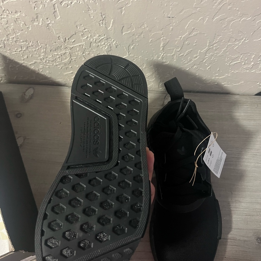 Adidas NMD R1 - Picture 3 of 3